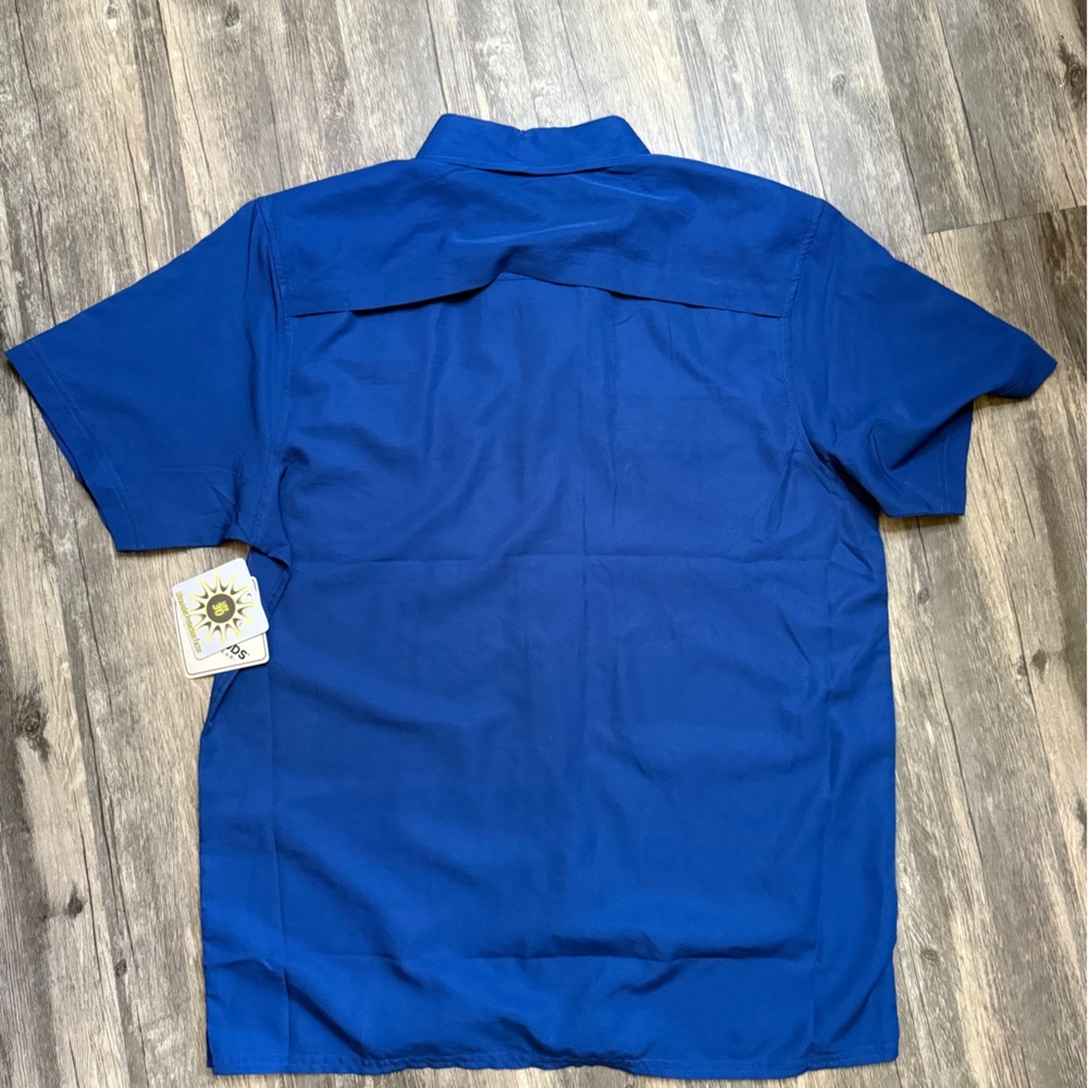 Rugged Earth Men’s Fishing/Hiking Utility Shirt — Size M - Picture 2 of 4